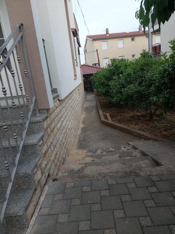 Apartments "Jope I Toni" Biograd Na Moru Esterno foto